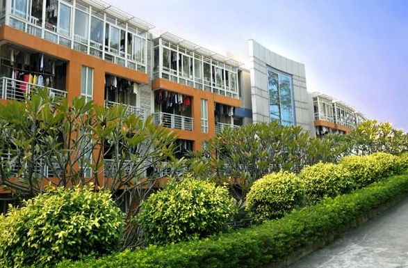 民辦南華工商學(xué)院